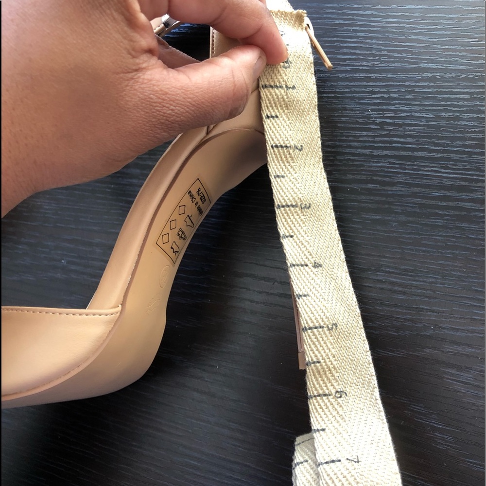 Heels - Picture 4 of 5